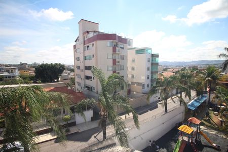 Apartamento à venda com 77m², 3 quartos e 1 vagaVaranda Quarto 1