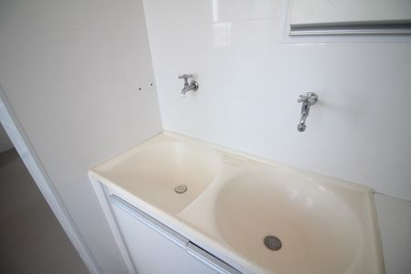 Apartamento à venda com 77m², 3 quartos e 1 vagaÁrea de Serviço