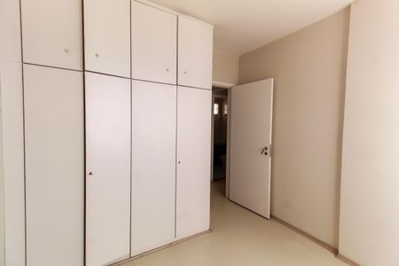 Apartamento à venda com 121m², 3 quartos e 2 vagas Apartamento à venda com 121m², 3 quartos e 2 vagasQuarto 1