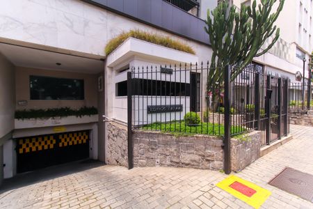 Apartamento à venda com 121m², 3 quartos e 2 vagas Apartamento à venda com 121m², 3 quartos e 2 vagasFachada