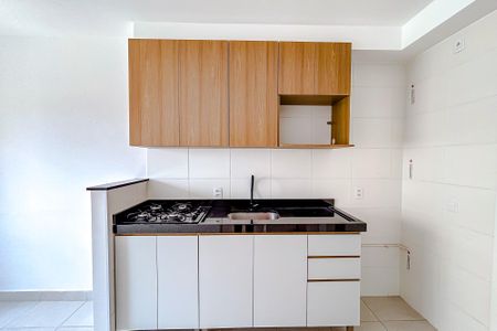 Apartamento para alugar com 36m², 2 quartos e sem vagaCozinha - Armários