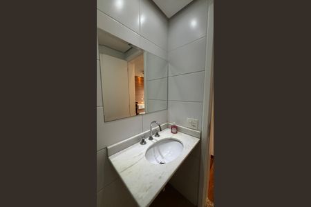 Apartamento à venda com 67m², 3 quartos e 1 vaga Apartamento à venda com 67m², 3 quartos e 1 vagaBanheiro