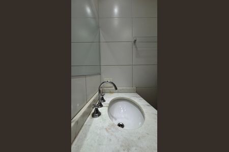 Apartamento à venda com 67m², 3 quartos e 1 vaga Apartamento à venda com 67m², 3 quartos e 1 vagaBanheiro da Suíte