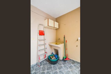 Casa para alugar com 125m², 2 quartos e 2 vagas Casa para alugar com 125m², 2 quartos e 2 vagasÁrea de Serviço