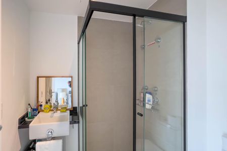 Banheiro de kitnet/studio à venda com 1 quarto, 68m² em Paraíso, São Paulo