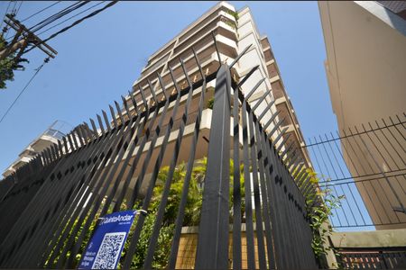 Apartamento para alugar com 100m², 3 quartos e 1 vagaPlaca instalada