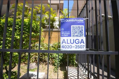 Apartamento para alugar com 100m², 3 quartos e 1 vagaPlaca instalada