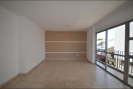 Sala de apartamento para alugar com 3 quartos, 100m² em Vila Valqueire, Rio de Janeiro