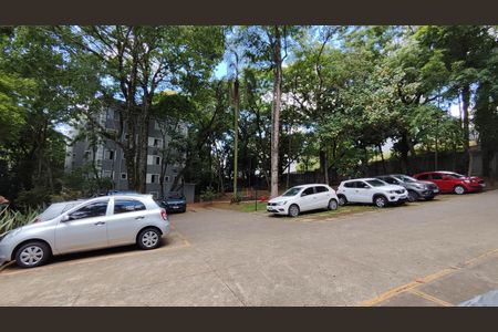 Apartamento para alugar com 47m², 2 quartos e 1 vagaEstacionamento aberto