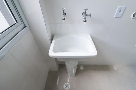 Apartamento para alugar com 35m², 2 quartos e sem vaga Apartamento para alugar com 35m², 2 quartos e sem vagaSala/Cozinha/Área de Serviço