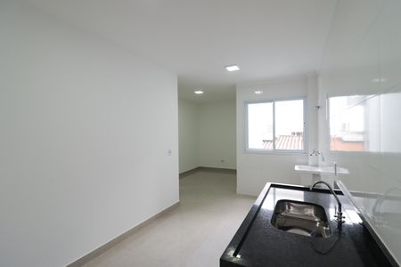 Sala/Cozinha/Área de Serviço de apartamento para alugar com 2 quartos, 35m² em Santana, São Paulo