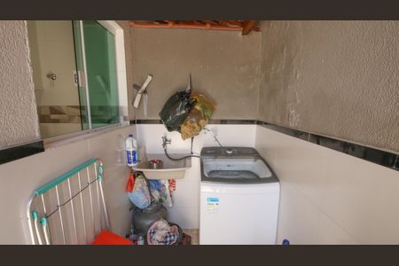 Área de Serviço de casa para alugar com 2 quartos, 102m² em Vila Caiçara, Praia Grande