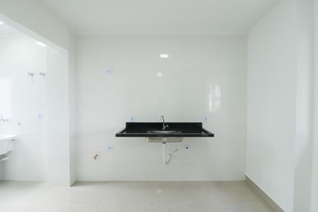 Apartamento para alugar com 35m², 2 quartos e sem vaga Apartamento para alugar com 35m², 2 quartos e sem vagaSala/Cozinha/Área de Serviço