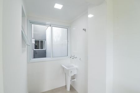 Apartamento para alugar com 35m², 2 quartos e sem vaga Apartamento para alugar com 35m², 2 quartos e sem vagaSala/Cozinha/Área de Serviço