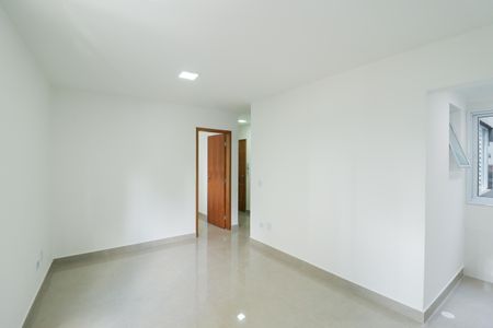Apartamento para alugar com 35m², 2 quartos e sem vaga Apartamento para alugar com 35m², 2 quartos e sem vagaSala/Cozinha/Área de Serviço
