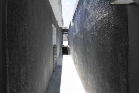 Casa para alugar com 70m², 1 quarto e 1 vagaCorredor externo