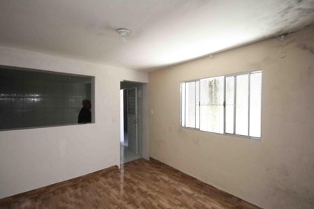 Casa para alugar com 80m², 2 quartos e 1 vagaSala