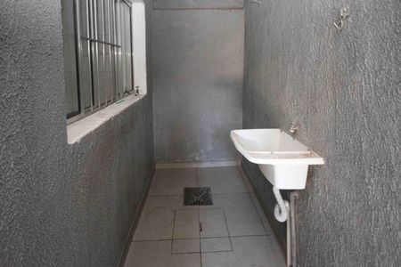 Casa para alugar com 80m², 2 quartos e 1 vagaÁrea de Serviço