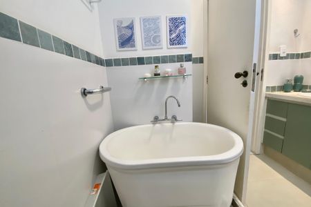Apartamento à venda com 80m², 3 quartos e 1 vagaBanheiro 