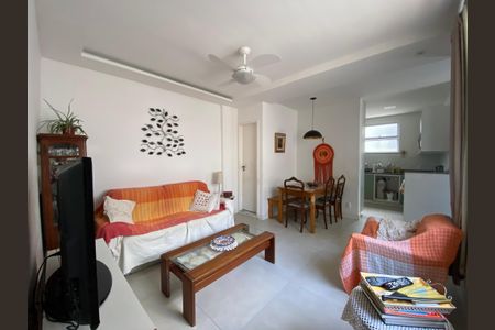 Apartamento à venda com 80m², 3 quartos e 1 vagaSala 