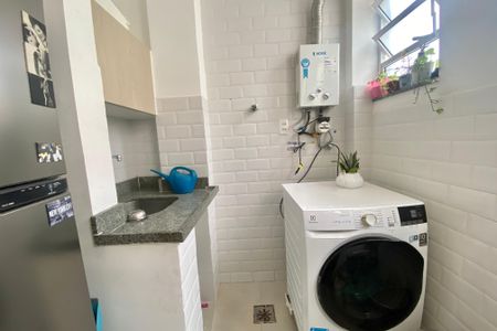 Apartamento à venda com 80m², 3 quartos e 1 vagaÁrea de Serviço
