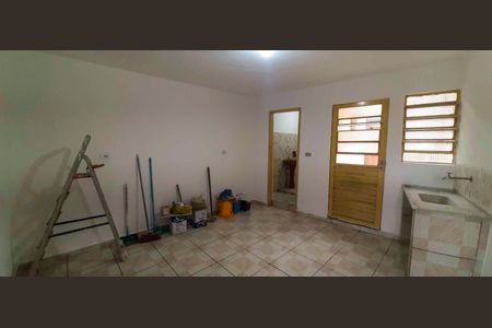 Casa para alugar com 125m², 2 quartos e sem vaga