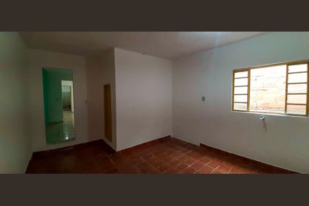 Casa para alugar com 125m², 2 quartos e sem vaga