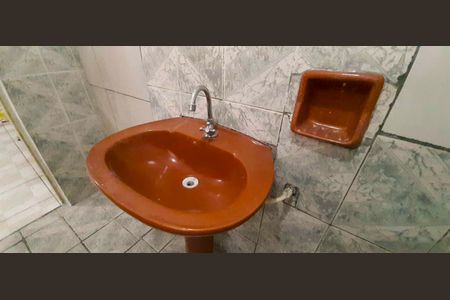 Casa para alugar com 125m², 2 quartos e sem vaga