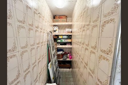 Casa à venda com 120m², 2 quartos e 1 vagaEdícula