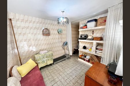 Casa à venda com 120m², 2 quartos e 1 vagaEdícula