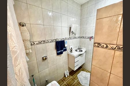 Casa à venda com 120m², 2 quartos e 1 vagaBanheiro de serviço