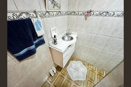 Casa à venda com 120m², 2 quartos e 1 vagaBanheiro de serviço