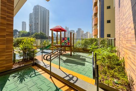 Apartamento à venda com 68m², 2 quartos e 1 vaga Apartamento à venda com 68m², 2 quartos e 1 vagaPlayground