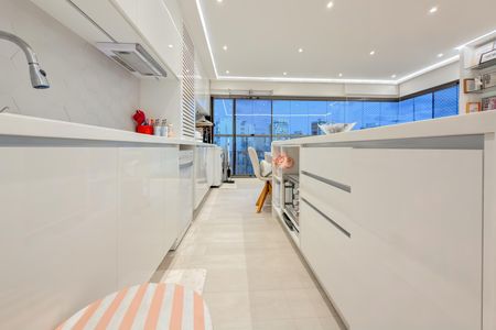 Apartamento à venda com 68m², 2 quartos e 1 vaga Apartamento à venda com 68m², 2 quartos e 1 vagaCozinha