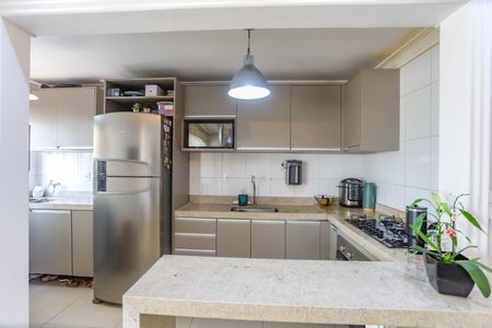 Apartamento à venda com 66m², 2 quartos e 2 vagasCozinha 