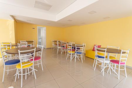 Apartamento à venda com 66m², 2 quartos e 2 vagasÁrea comum - Salão de festas