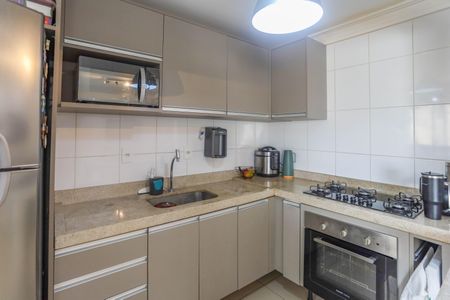 Apartamento à venda com 66m², 2 quartos e 2 vagasCozinha 