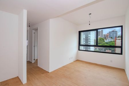 Sala e Cozinha Integrados de apartamento para alugar com 2 quartos, 47m² em Rio Branco, Porto Alegre