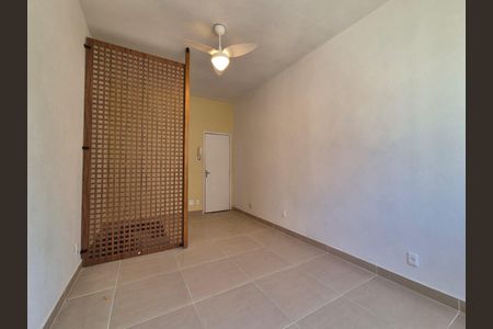 Kitnet/Studio à venda com 1 quarto, 27m² em Centro, Rio de Janeiro