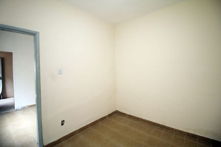 Sala de casa para alugar com 1 quarto, 31m² em Jardim América, Rio de Janeiro