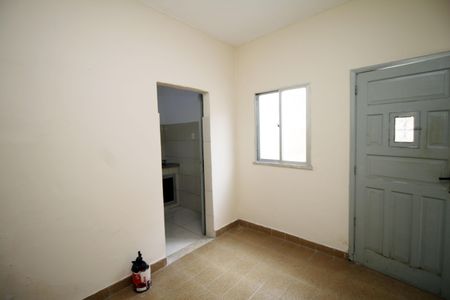 Sala de casa para alugar com 1 quarto, 31m² em Jardim América, Rio de Janeiro