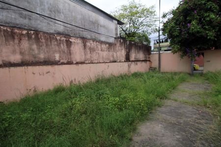 Casa para alugar com 31m², 1 quarto e 1 vagaQuintal