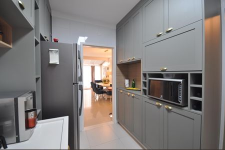 Casa para alugar com 340m², 3 quartos e 5 vagasCozinha