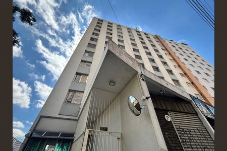 Apartamento à venda com 55m², 2 quartos e 1 vaga Apartamento à venda com 55m², 2 quartos e 1 vagaFachada