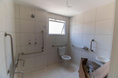 Banheiro de apartamento para alugar com 1 quarto, 50m² em Santa Rosa, Niterói