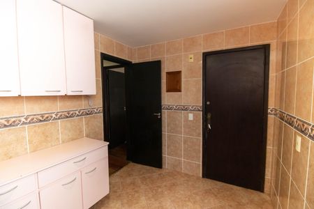 Apartamento à venda com 174m², 3 quartos e 1 vagaCozinha