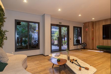 Apartamento para alugar com 37m², 2 quartos e sem vagaÁrea comum - Hall Social