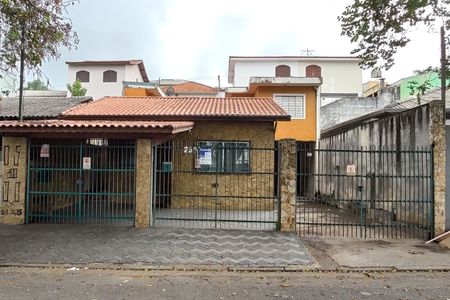Casa à venda com 184m², 5 quartos e 7 vagasFachada + placa