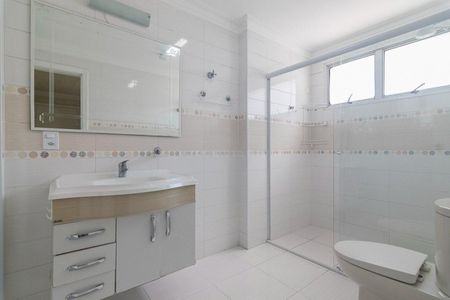 Apartamento para alugar com 138m², 4 quartos e 2 vagas