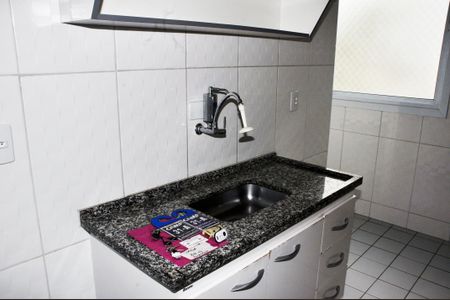 Apartamento para alugar com 43m², 2 quartos e 1 vagaDetalhe - Cozinha